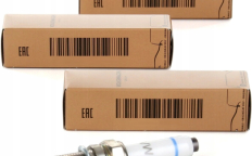 Свеча зажигания (04C905606A)