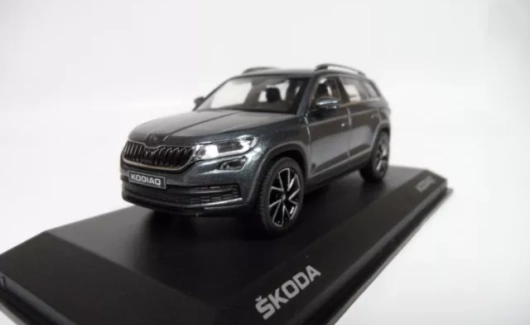 Модель автомобиля Škoda Kodiaq 2017 Metal Grey 1:43 (565099300F7Y) 1