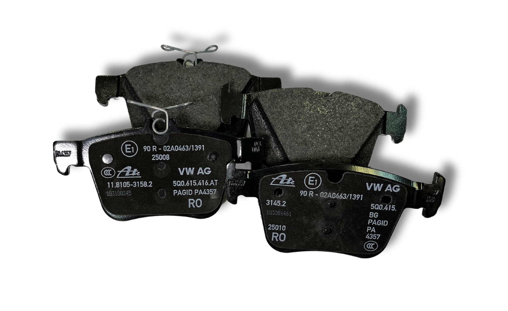 Колодки тормозов зад. (3Q0698451L) 3