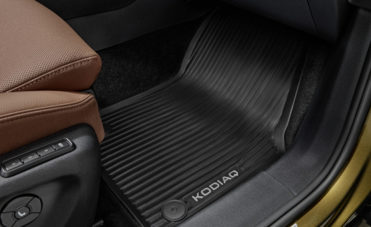 Коврик резиновый (к-т, 4 шт.) (57H061500) 2