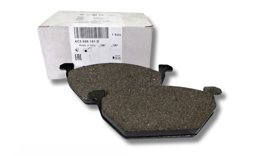Колодки тормозов передние (6C0698151D) 1