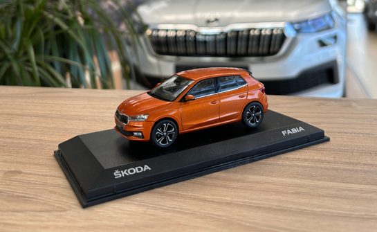 Модель Fabia A07 1:43 Phoenix orange (6VA099300A2Z) 3