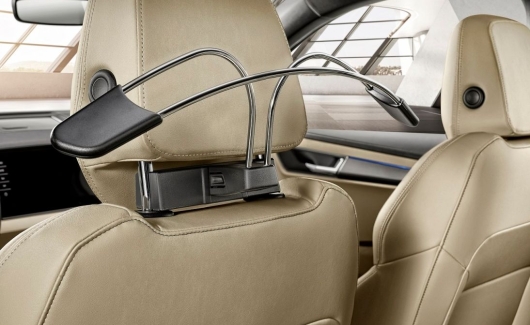 Smart Holder – вішалка для одягу у салон (3V0061127) 2