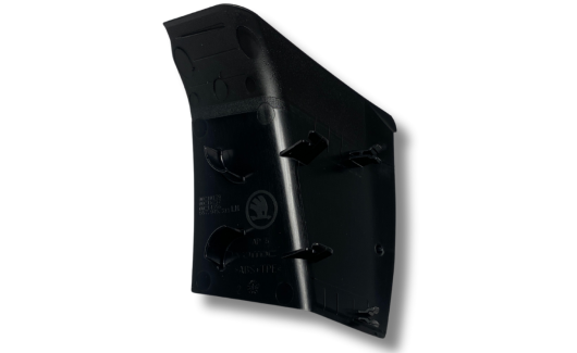 Накладка заднього лiхтаря (657945311) 2