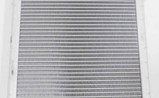 Радiатор (5WA819031) 1