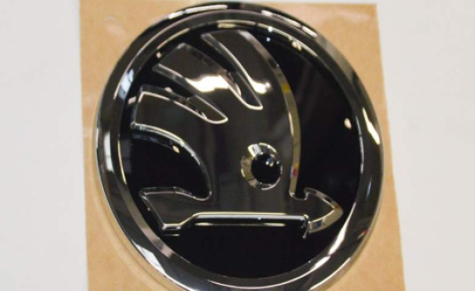 Эмблема SKODA (57A853621A) 1